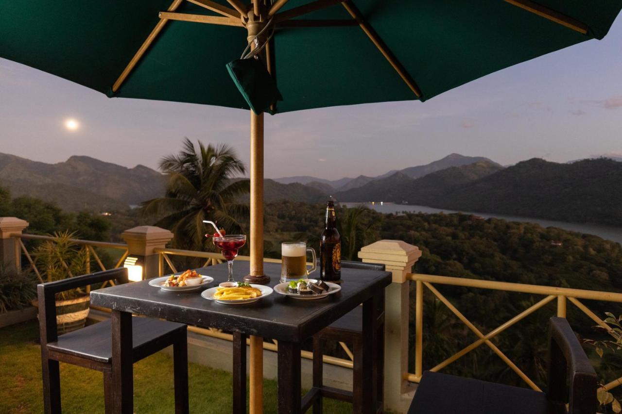 The Albatross, Kandy Digana Exterior foto